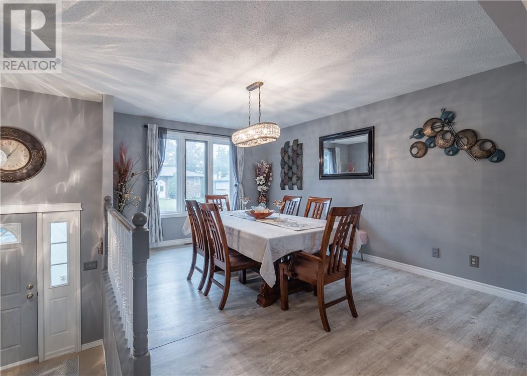 29 Carr Avenue, Garson, Ontario  P3L 1M2 - Photo 3 - 2130313