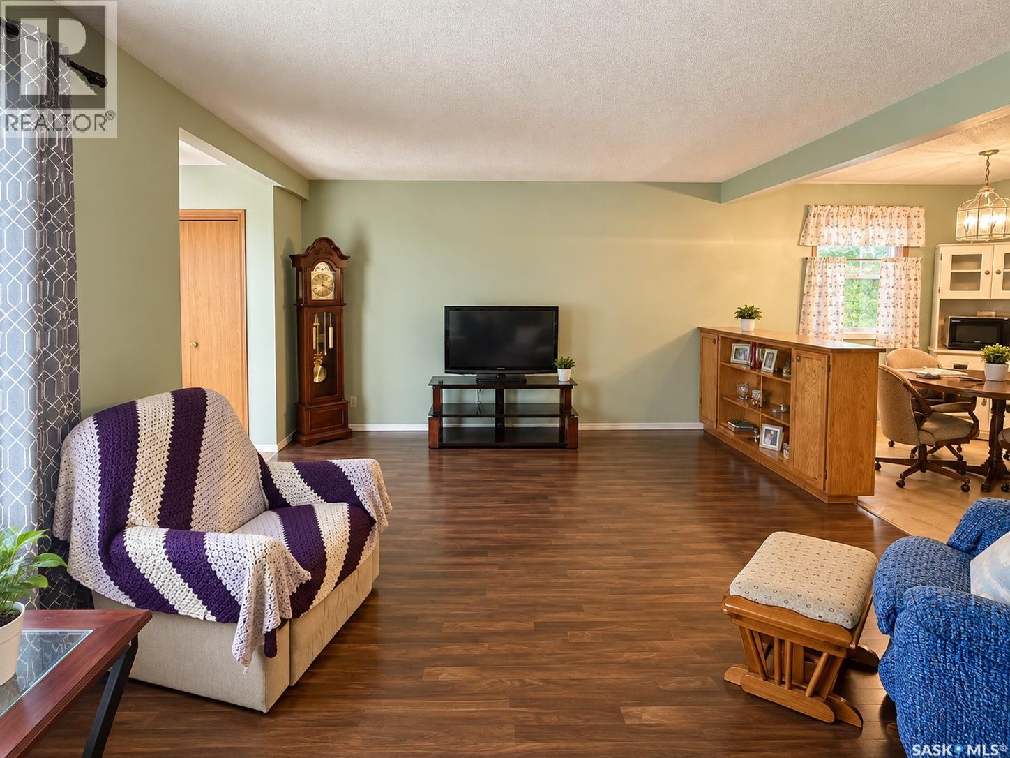 2754 Mackay Street, Regina, Saskatchewan  S4R 1A6 - Photo 3 - SK048631