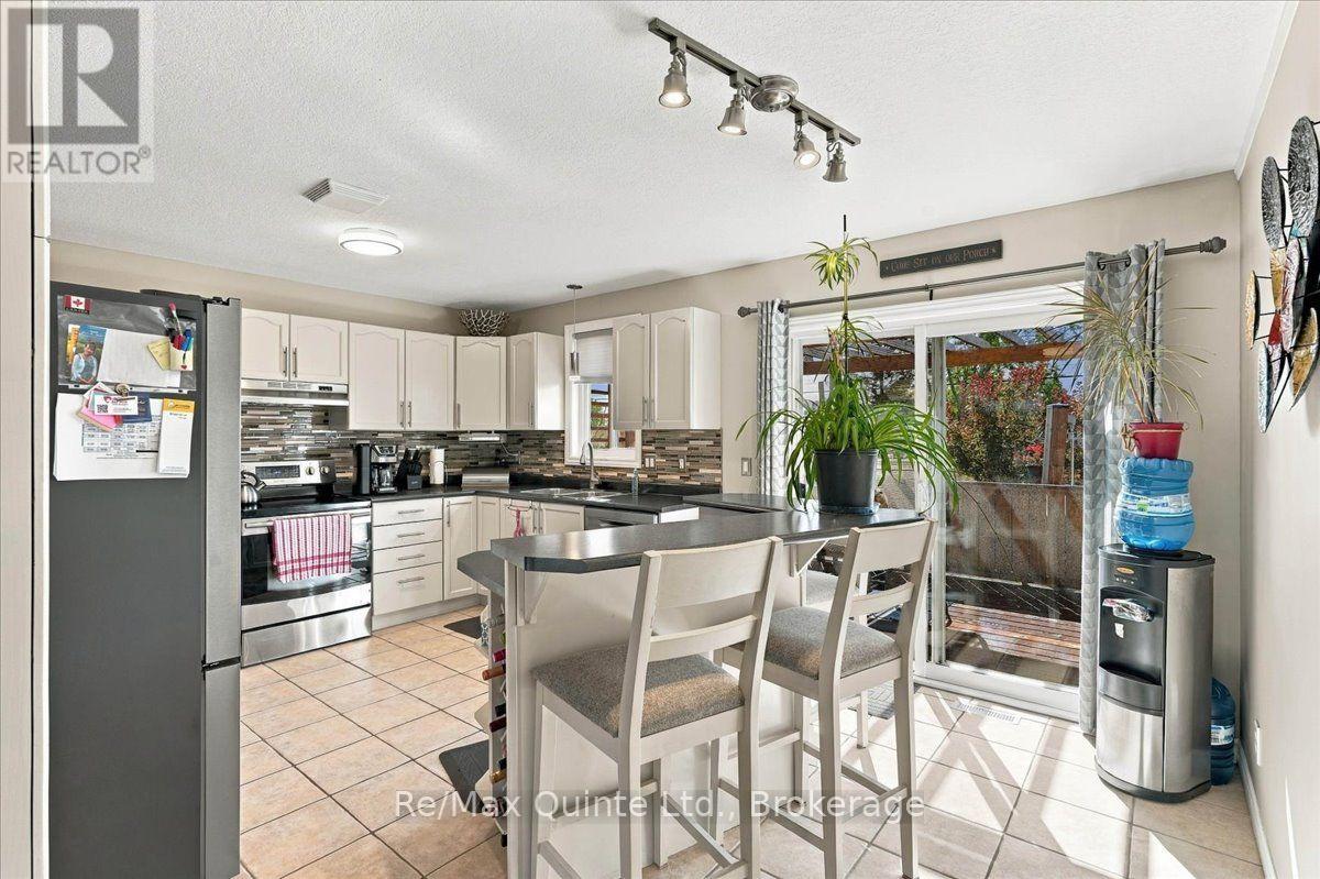 14 Ridgeview Lane, Quinte West, Ontario  K8V 5P8 - Photo 15 - X13795662
