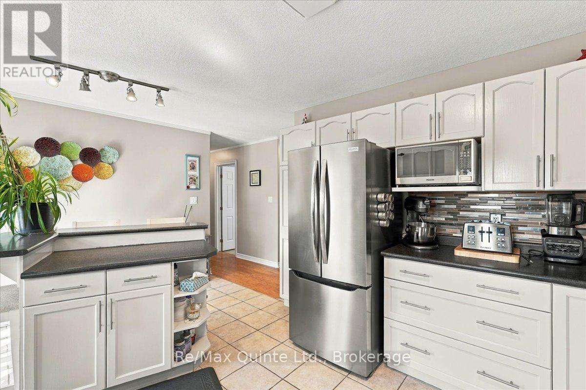 14 Ridgeview Lane, Quinte West, Ontario  K8V 5P8 - Photo 17 - X13795662