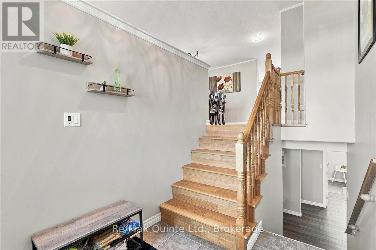 14 Ridgeview Lane, Quinte West, Ontario  K8V 5P8 - Photo 6 - X13795662
