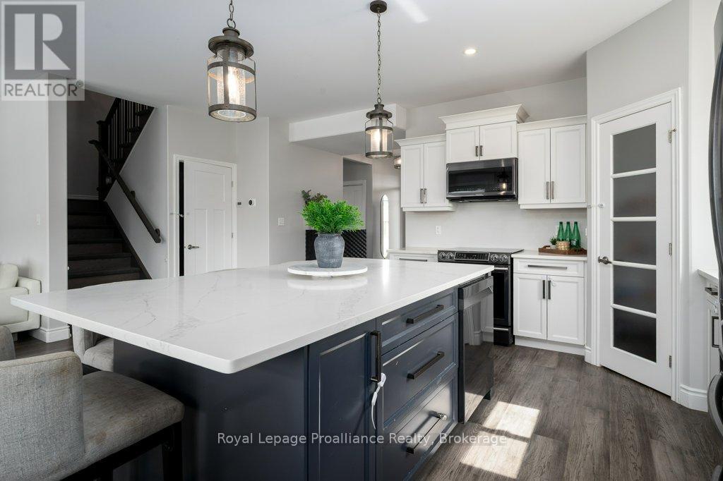 35 Virginia Crescent, Belleville (Thurlow Ward), Ontario  K8N 0K5 - Photo 16 - X13795910