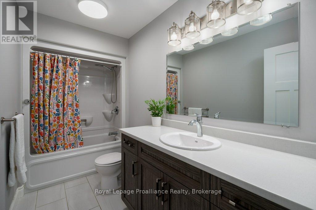 35 Virginia Crescent, Belleville (Thurlow Ward), Ontario  K8N 0K5 - Photo 35 - X13795910