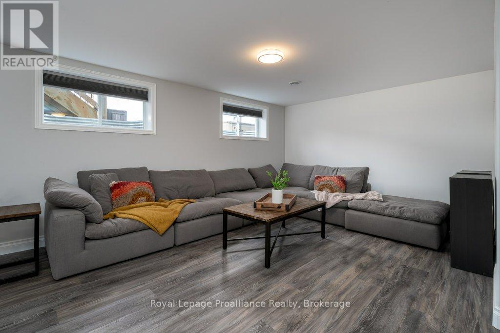 35 Virginia Crescent, Belleville (Thurlow Ward), Ontario  K8N 0K5 - Photo 41 - X13795910