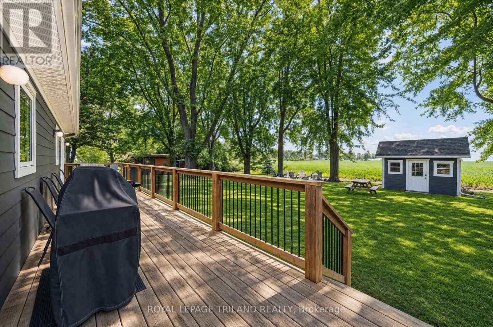 71288 Elm Street, Bluewater, Ontario  N0M 1N0 - Photo 10 - X13795724