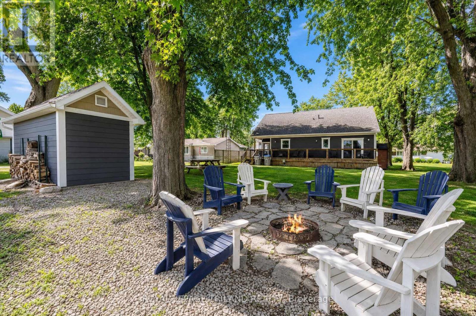 71288 Elm Street, Bluewater, Ontario  N0M 1N0 - Photo 12 - X13795724