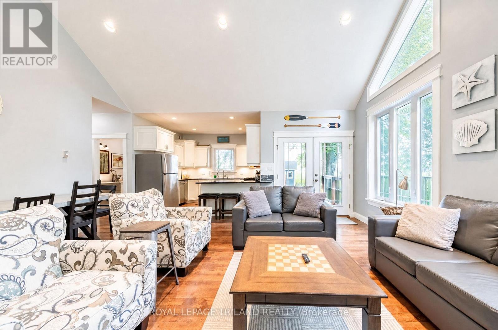 71288 Elm Street, Bluewater, Ontario  N0M 1N0 - Photo 21 - X13795724