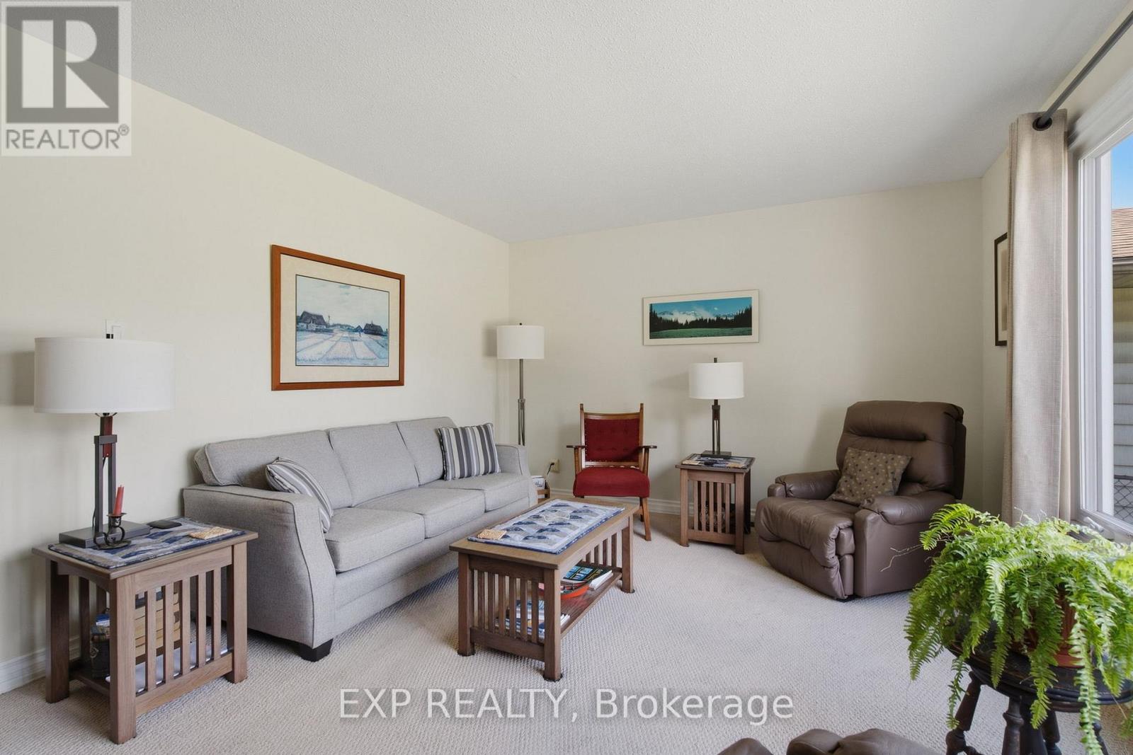 320 Culver Place, London East (East H), Ontario  N5V 3H3 - Photo 5 - X13795996