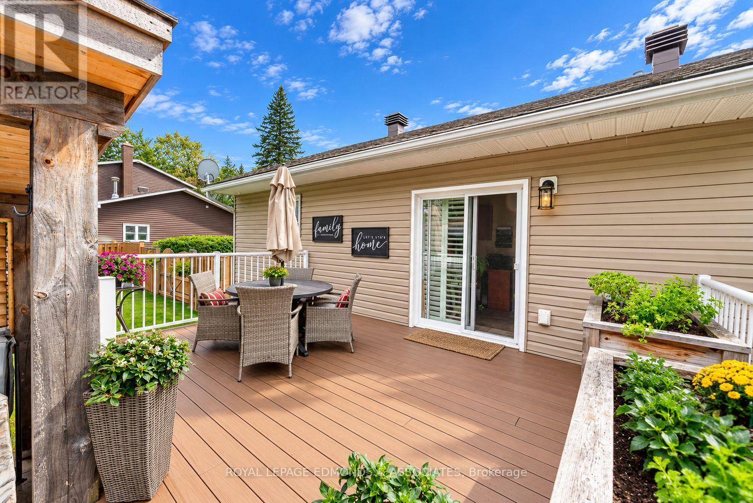 11952 Round Lake Road, Laurentian Valley, Ontario  K8A 6W8 - Photo 33 - X13795944