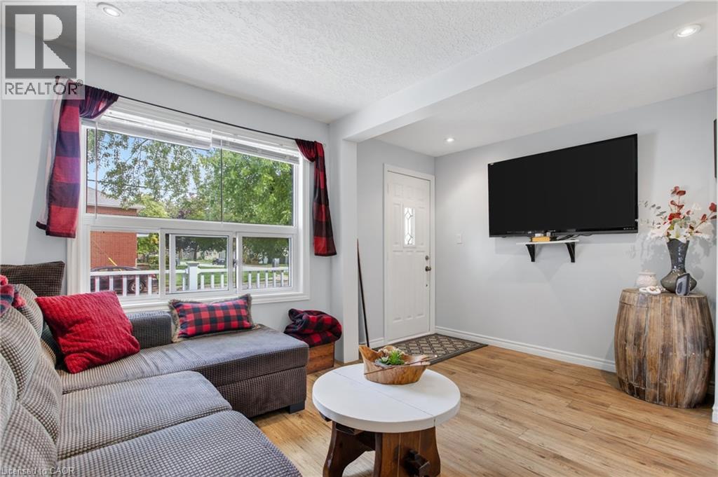 64 Norfolk Avenue, Cambridge, Ontario  N1R 3T6 - Photo 10 - 40860931