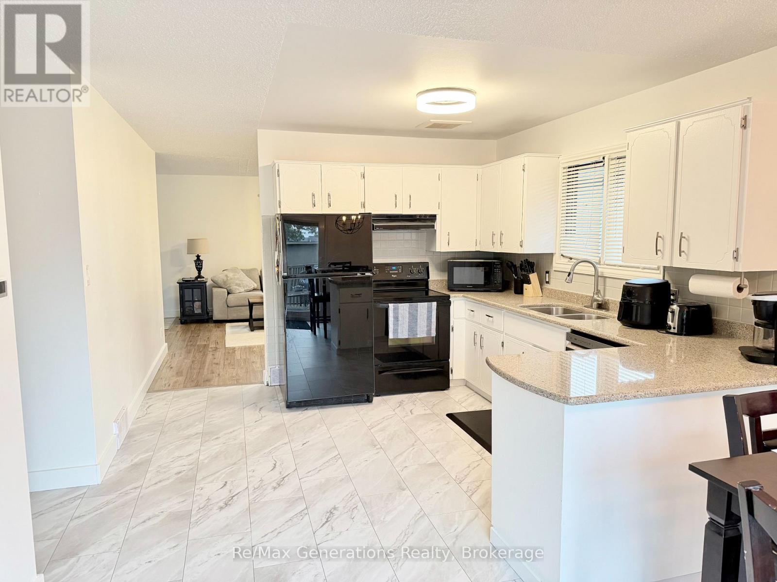 1413 Francis Street W, Thunder Bay (Westfort), Ontario  P7E 4G5 - Photo 10 - X13796036