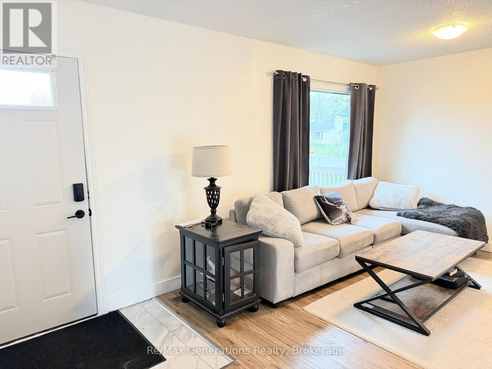 1413 Francis Street W, Thunder Bay (Westfort), Ontario  P7E 4G5 - Photo 6 - X13796036