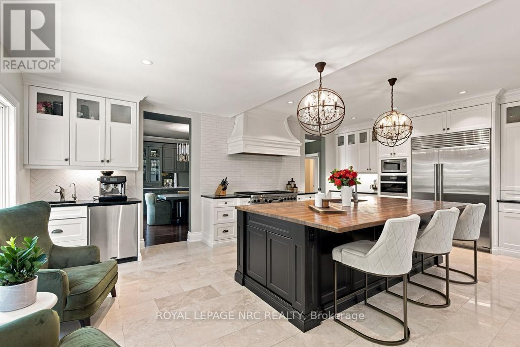 6399 Pinestone Road, Niagara Falls (Stamford), Ontario  L2J 4L1 - Photo 10 - X13795716