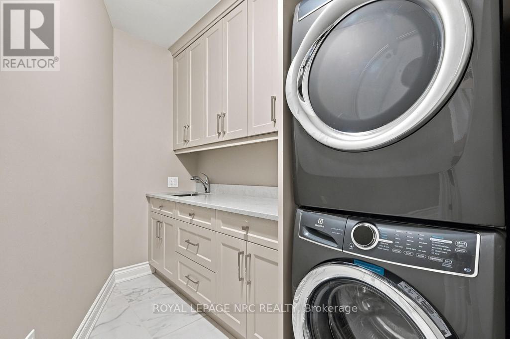 6399 Pinestone Road, Niagara Falls (Stamford), Ontario  L2J 4L1 - Photo 27 - X13795716