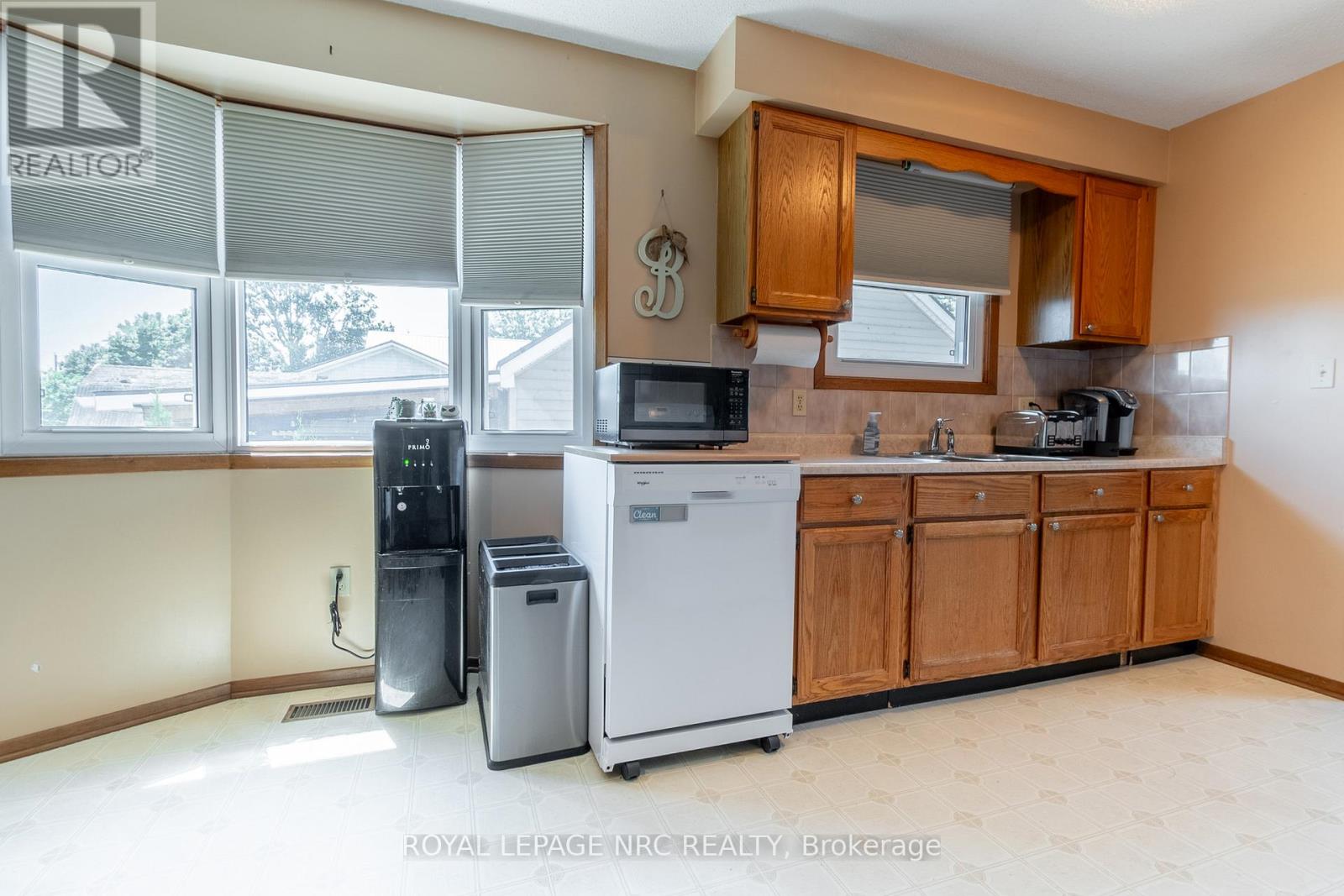 62 Lillian Place, Fort Erie (Lakeshore), Ontario  L2A 5M2 - Photo 14 - X13795864