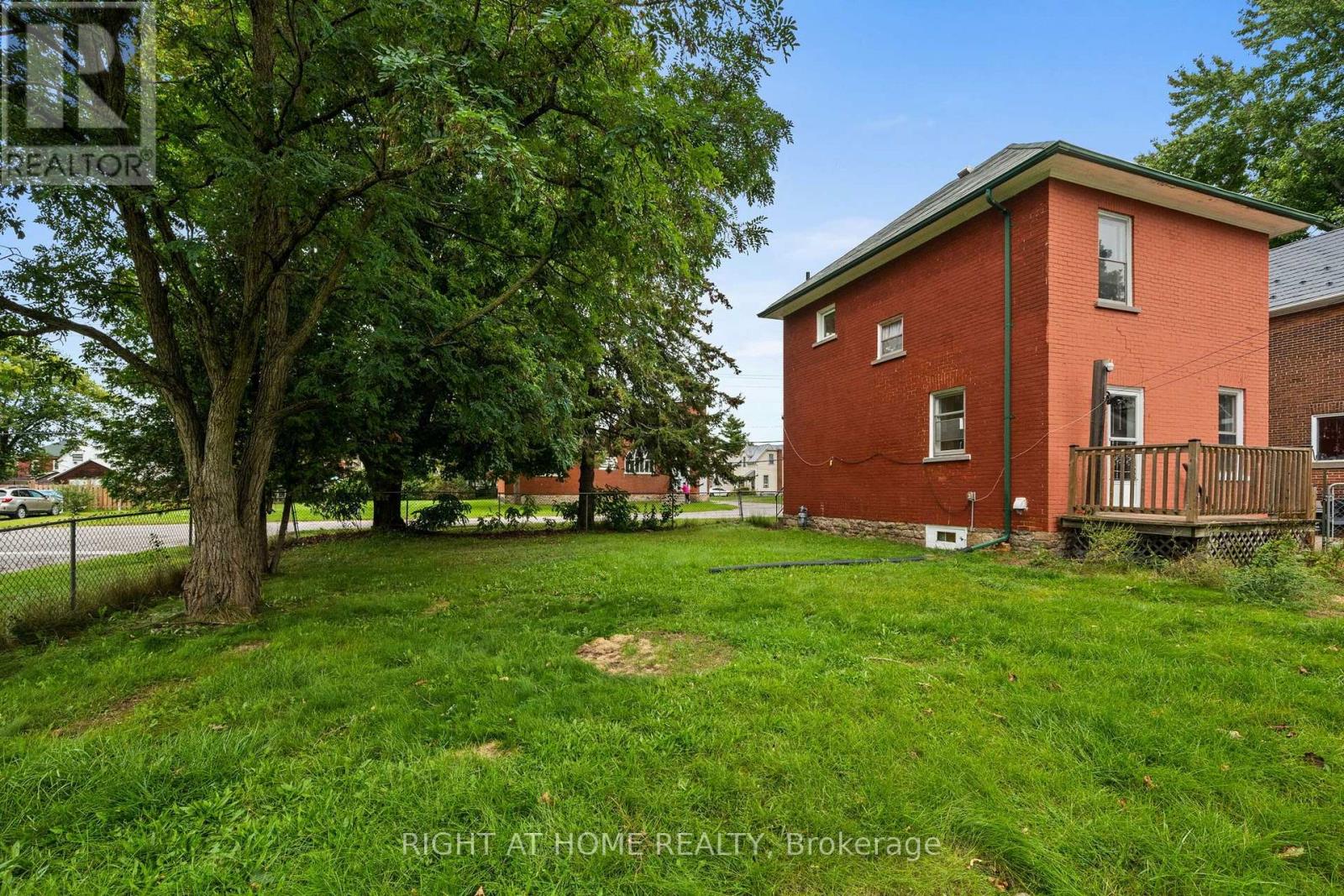 36 Empress Avenue, Smiths Falls, Ontario  K7A 4V8 - Photo 40 - X13795676
