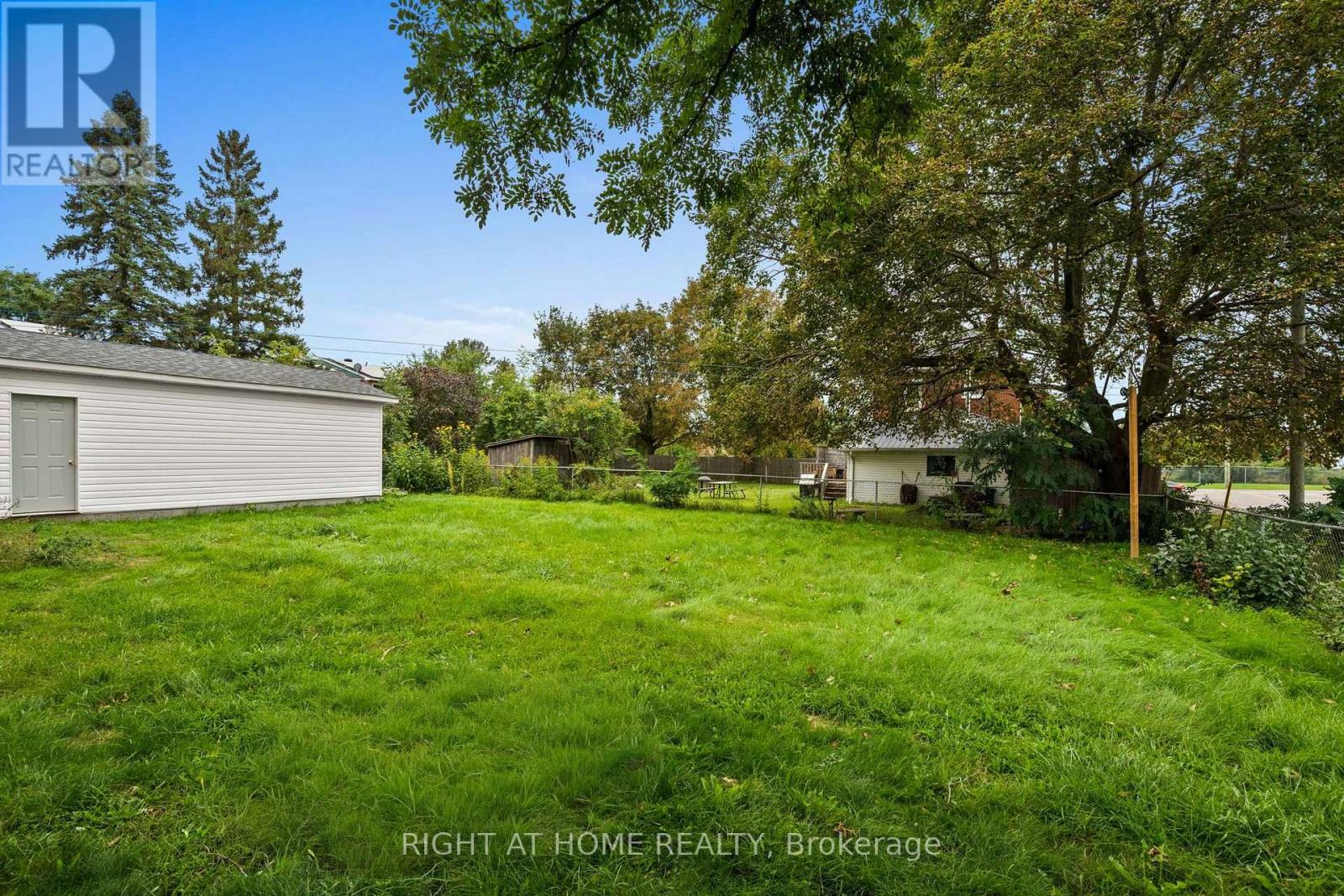 36 Empress Avenue, Smiths Falls, Ontario  K7A 4V8 - Photo 41 - X13795676