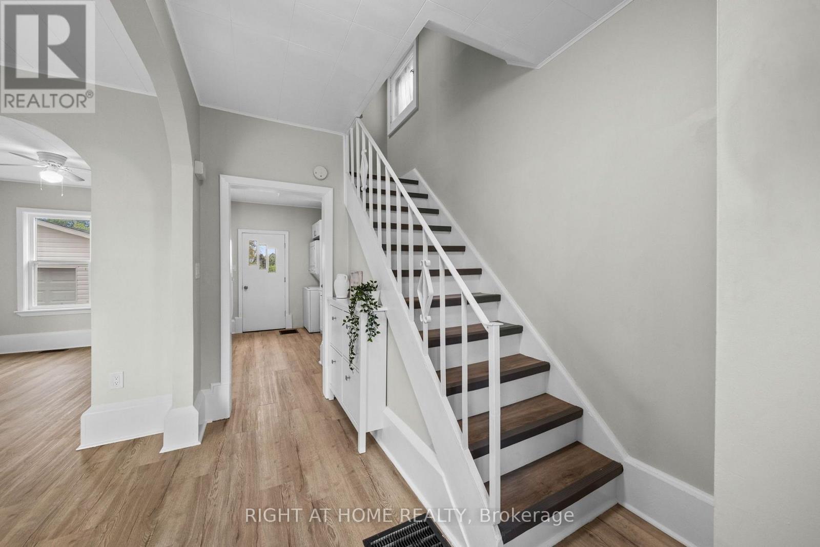 36 Empress Avenue, Smiths Falls, Ontario  K7A 4V8 - Photo 7 - X13795676