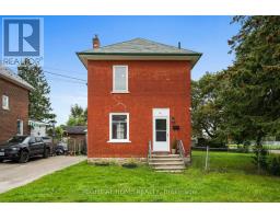 36 EMPRESS AVENUE, Smiths Falls, Ontario