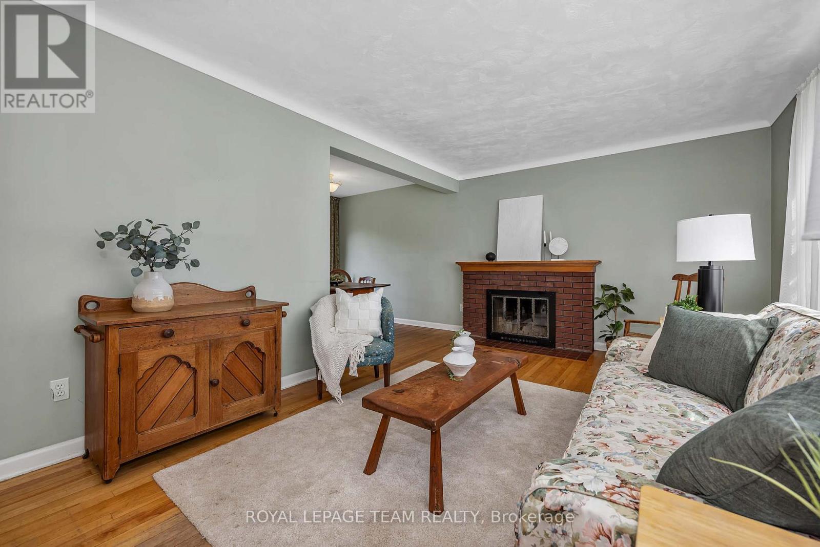 2183 Belair Drive, Ottawa, Ontario  K2C 0X2 - Photo 5 - X13795708