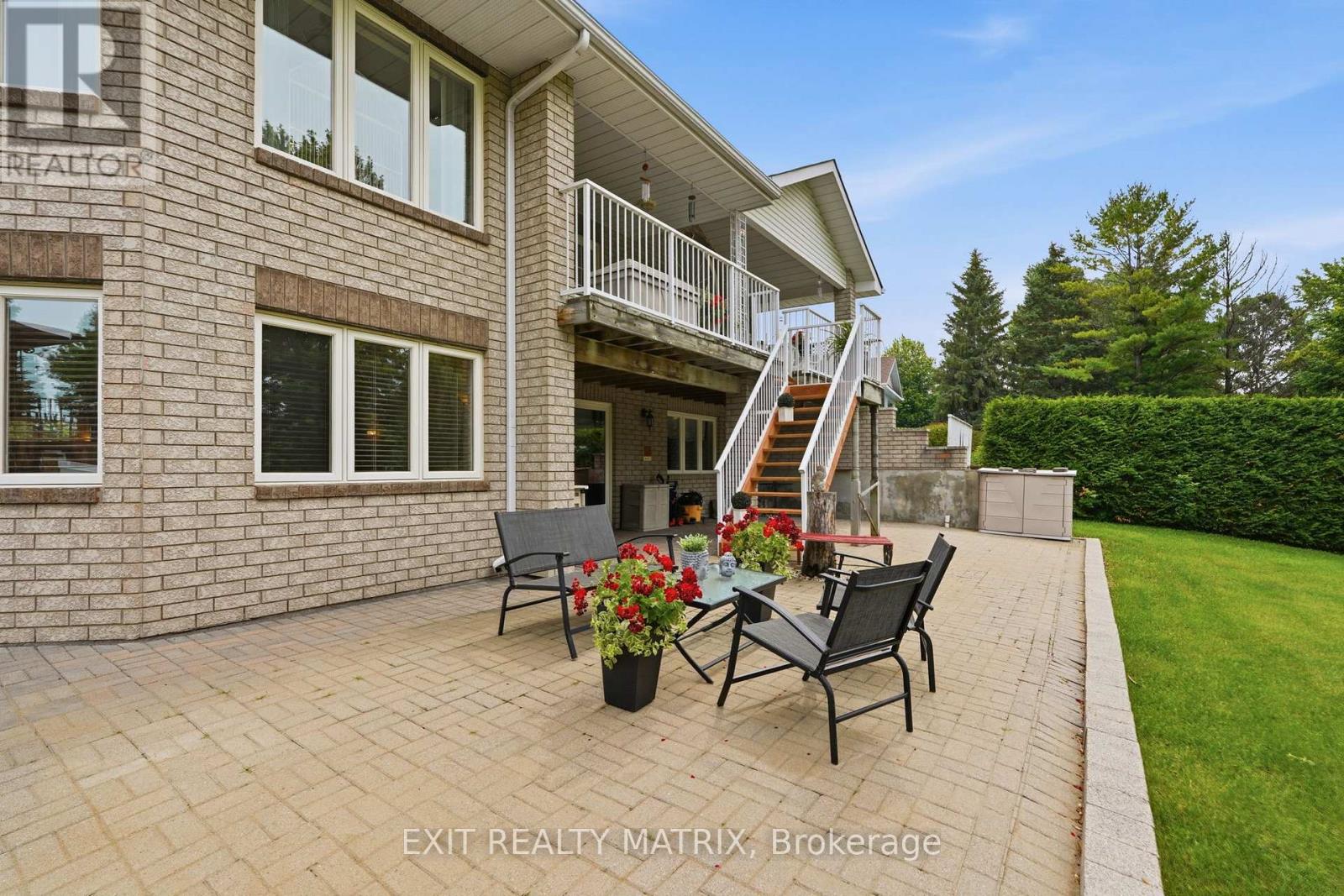 16 Richelieu Street, Russell, Ontario  K0A 1W0 - Photo 39 - X13795810