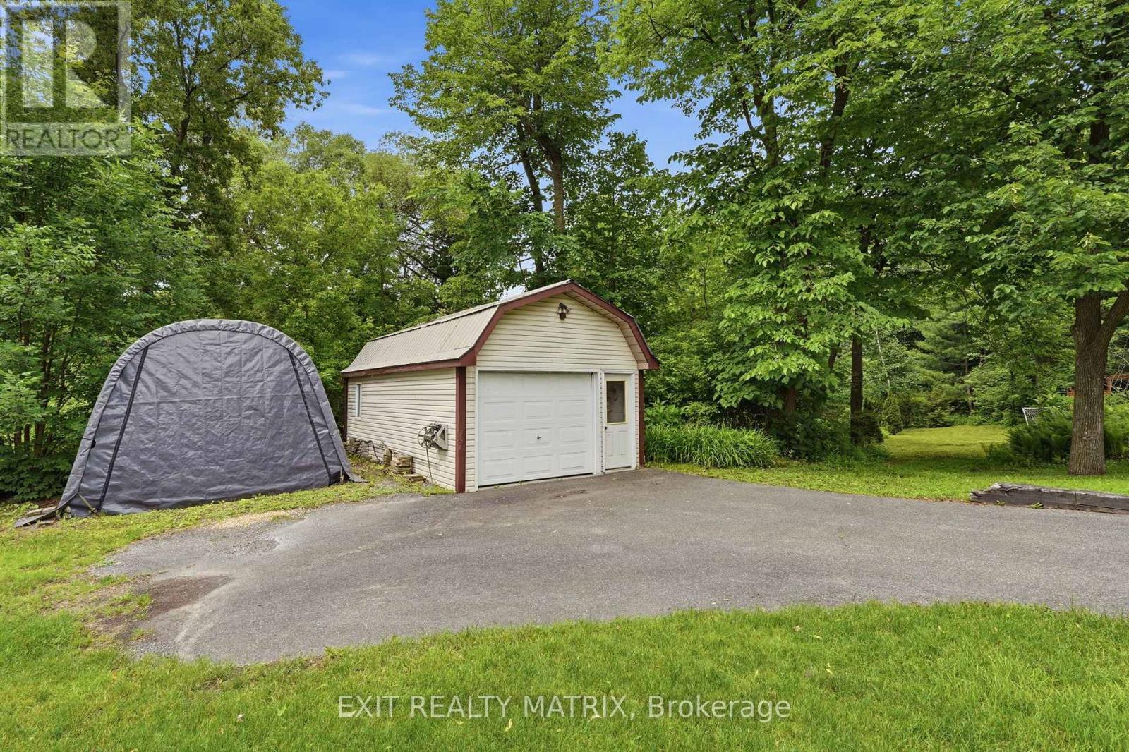 16 Richelieu Street, Russell, Ontario  K0A 1W0 - Photo 41 - X13795810