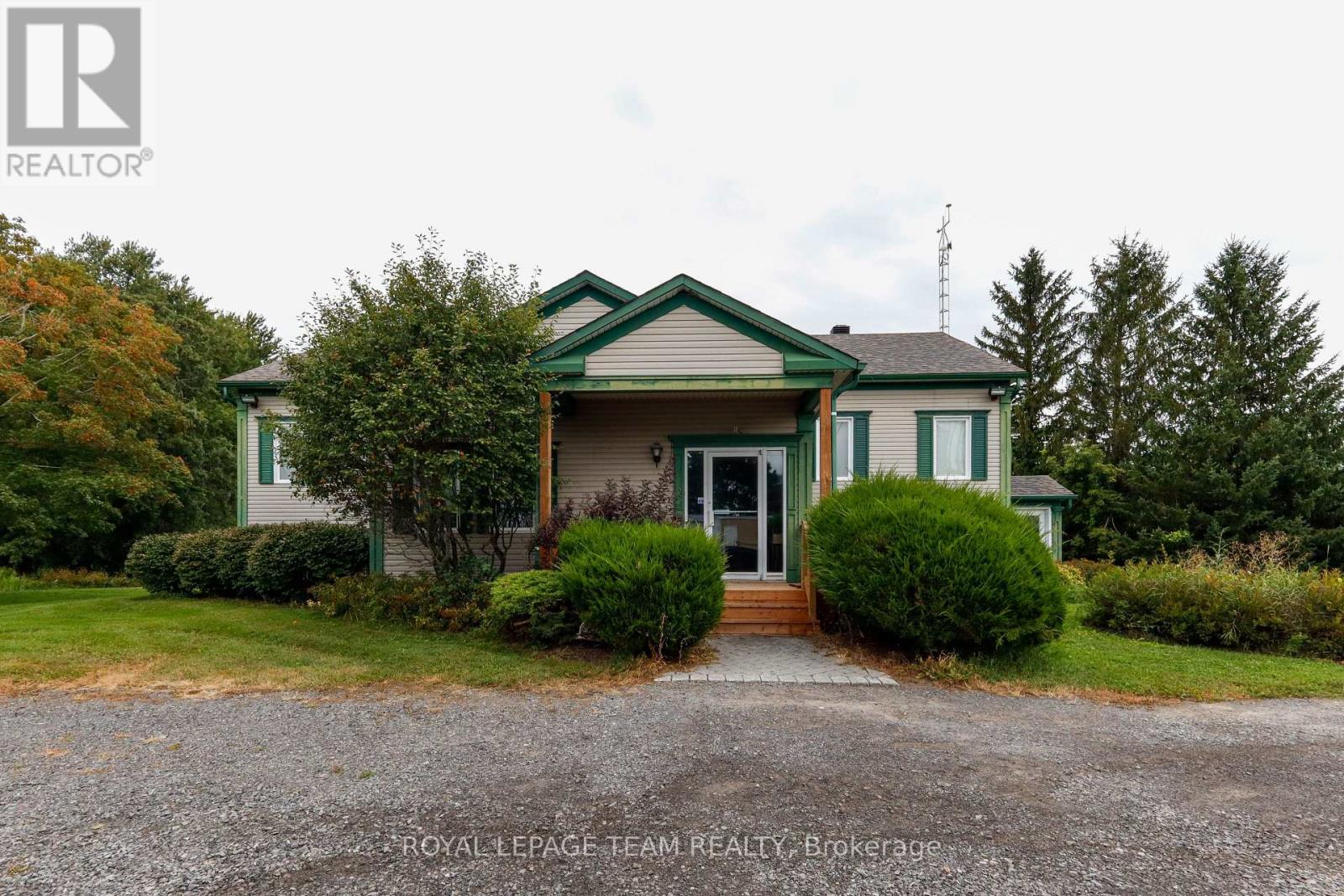 3976 NIXON DRIVE, Ottawa, Ontario