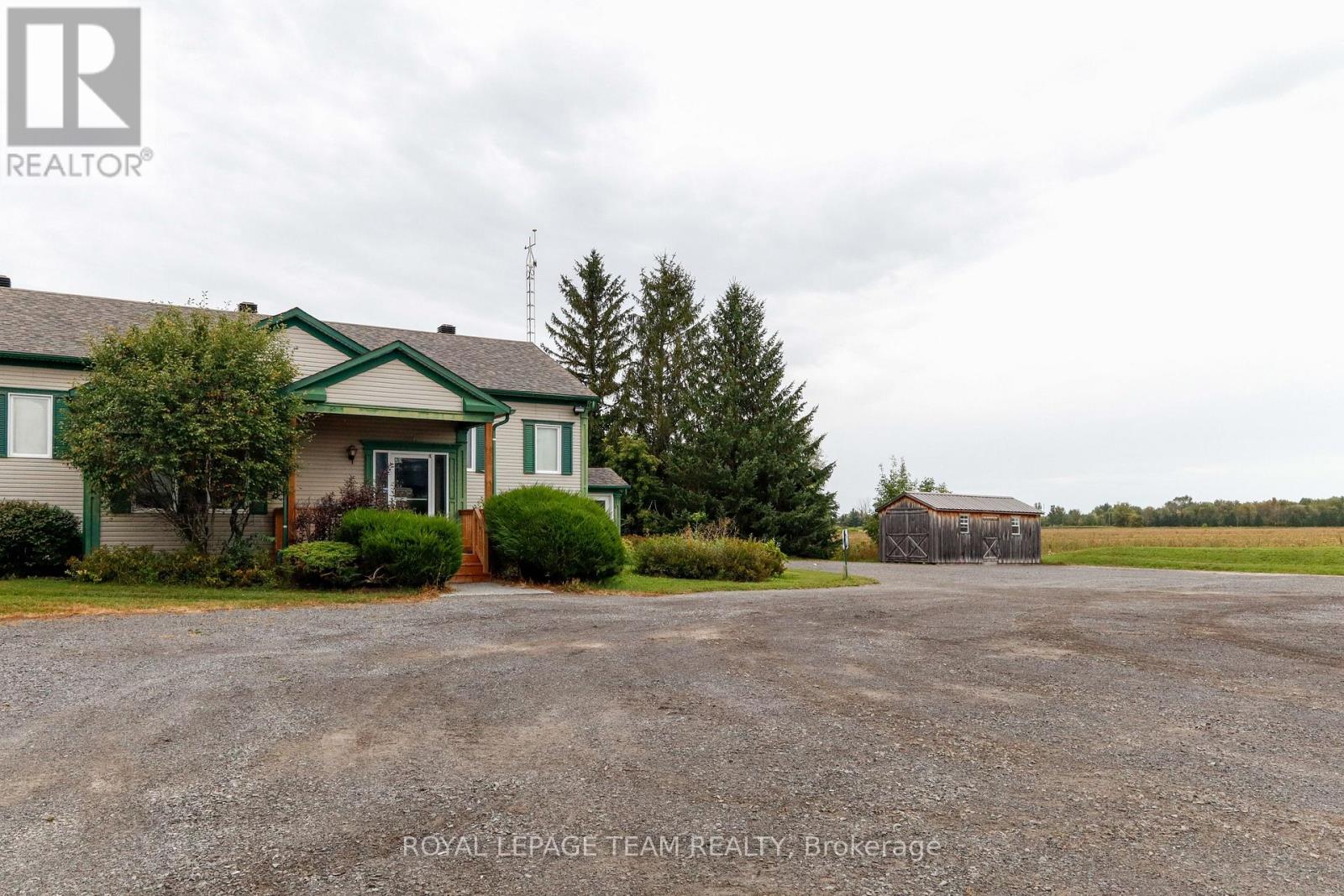 3976 Nixon Drive, Ottawa, Ontario K0A 2W0 - Photo 2 - X13795930