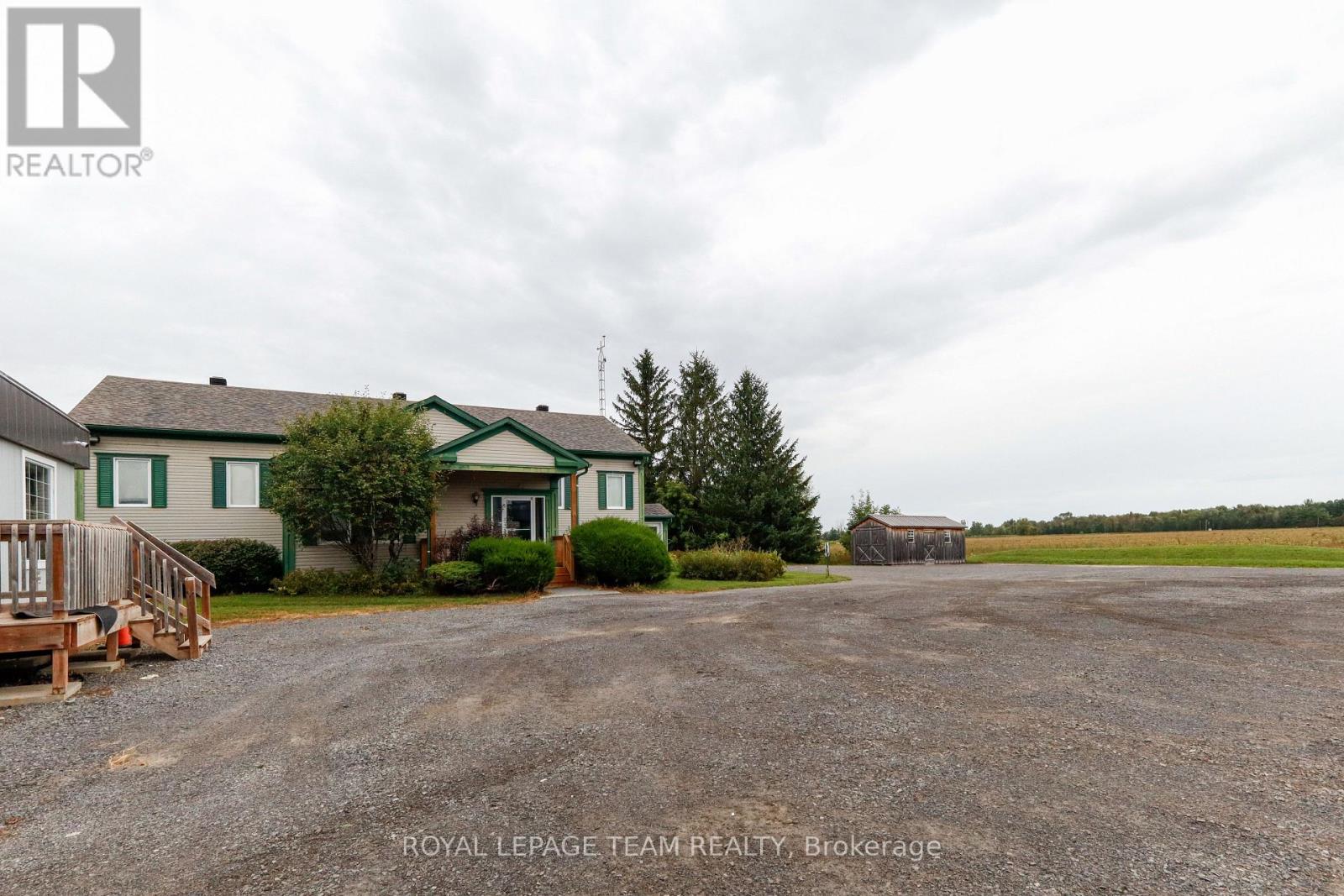 3976 Nixon Drive, Ottawa, Ontario K0A 2W0 - Photo 3 - X13795930
