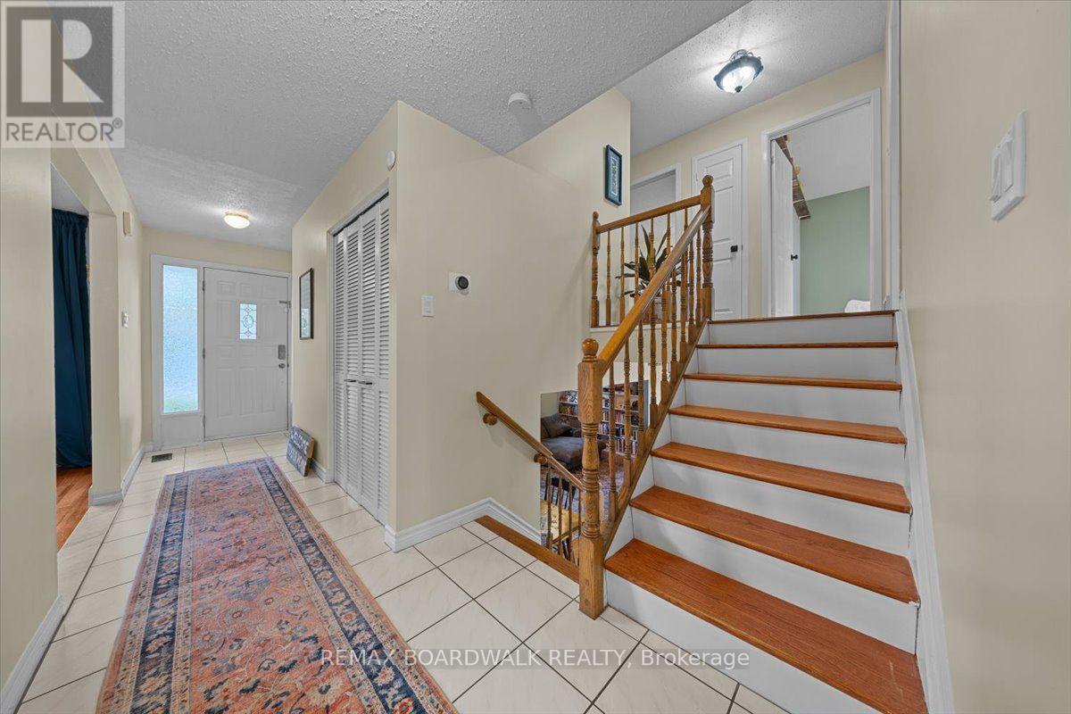 989 Cahill Drive W, Ottawa, Ontario  K1V 9H9 - Photo 14 - X13795956