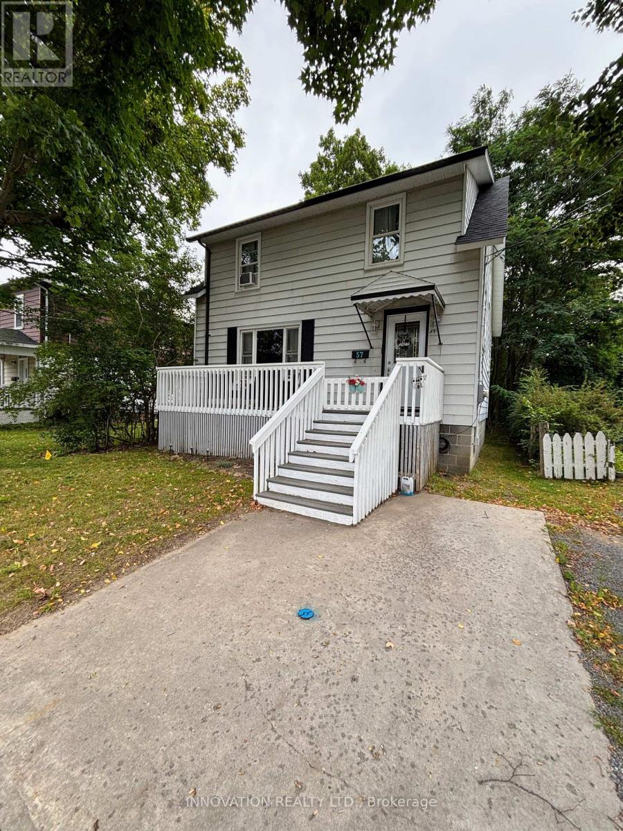 57 ABERDEEN AVENUE, Smiths Falls, Ontario