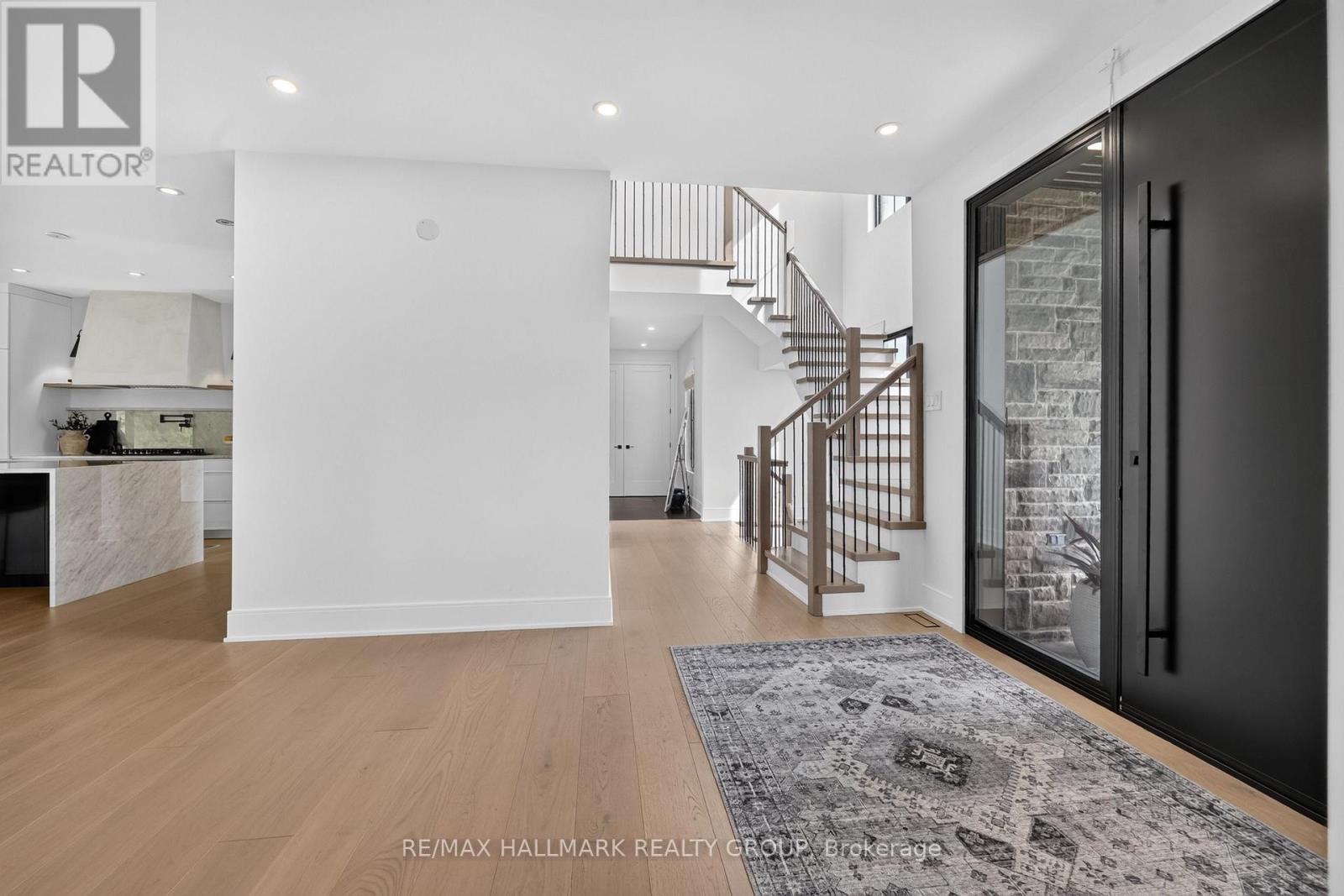 35 Horned Lark Court, Ottawa, Ontario  K4B 0L2 - Photo 3 - X13796030