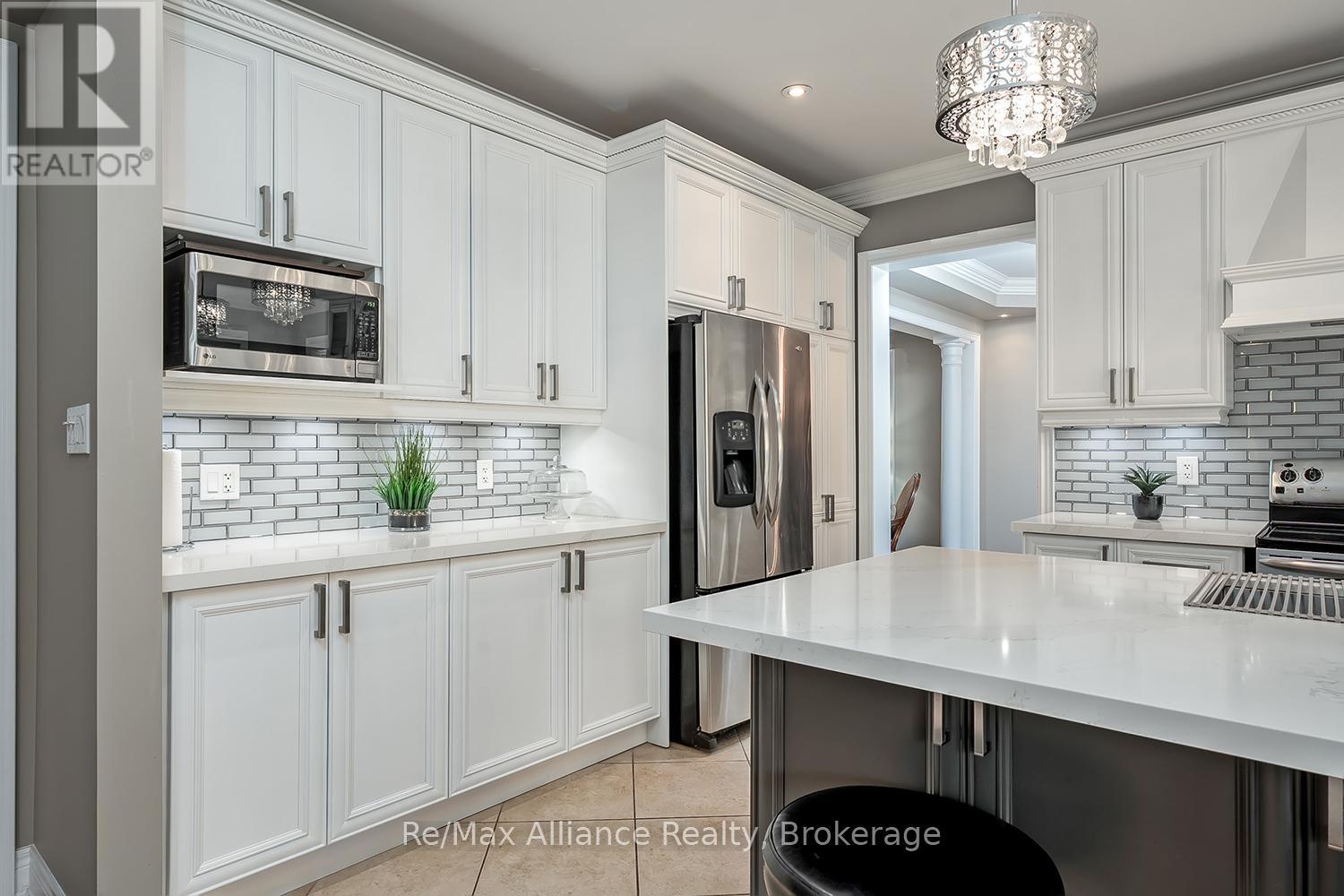 1367 Arrowhead Road, Oakville, Ontario  L6H 0C5 - Photo 18 - W13795822