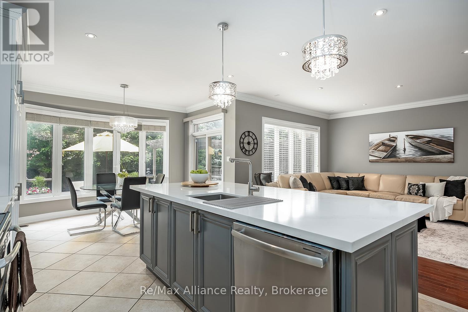 1367 Arrowhead Road, Oakville, Ontario  L6H 0C5 - Photo 20 - W13795822