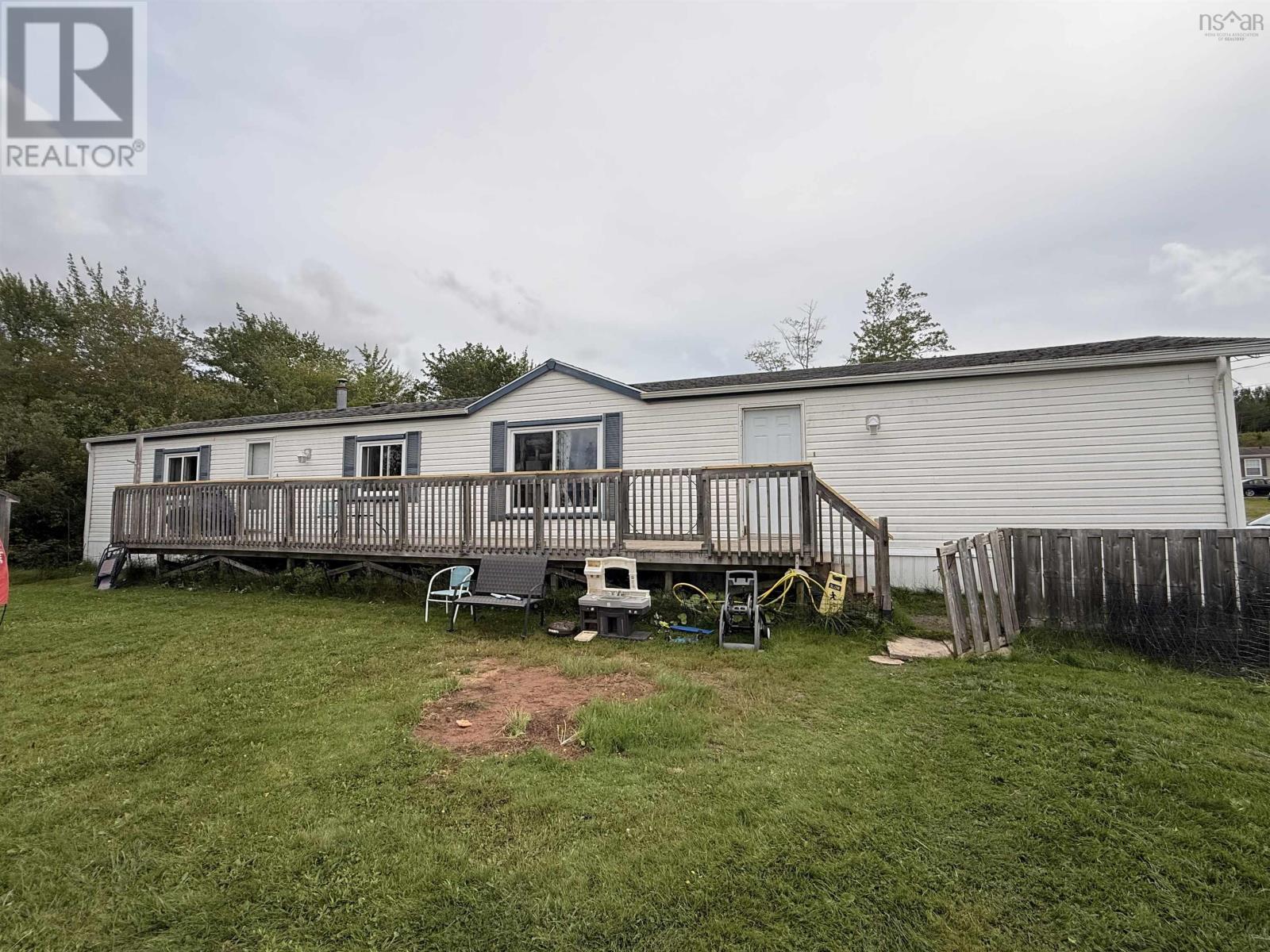 8 Low Tide Road, Stewiacke, Nova Scotia  B0N 2J0 - Photo 2 - 202622347
