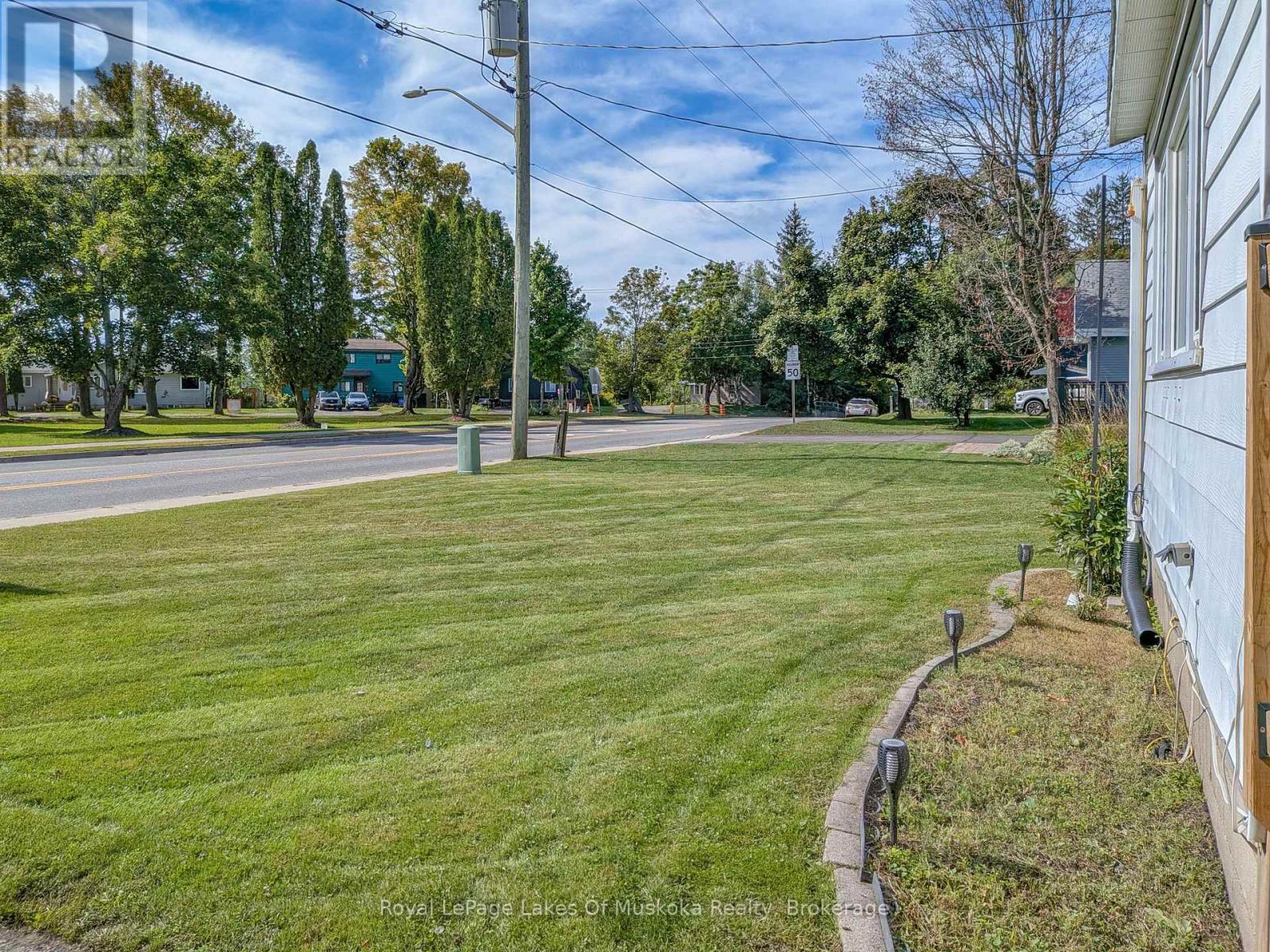63 Taylor Road, Bracebridge, Ontario  P1L 1J5 - Photo 3 - X13795798