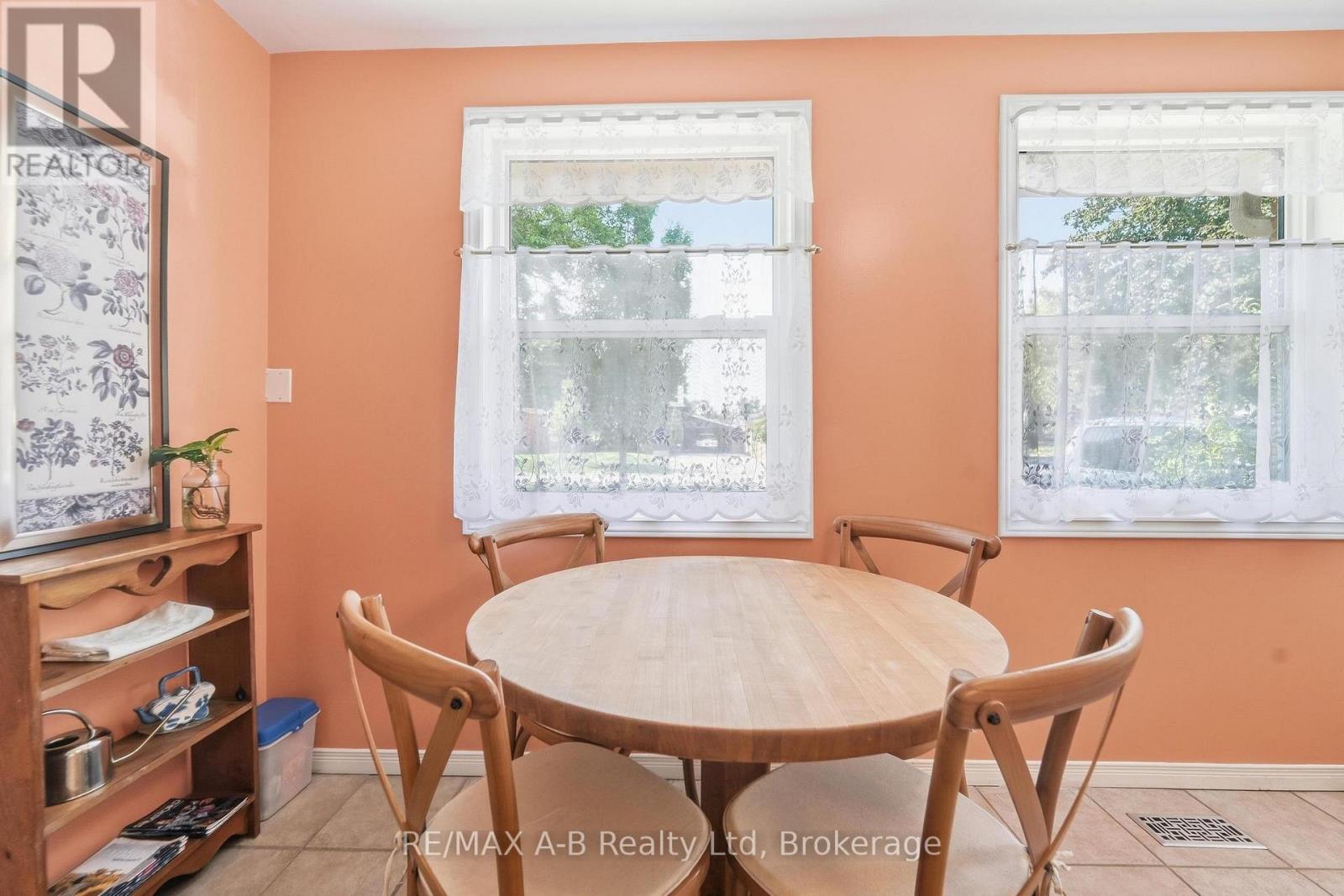 164 Redford Crescent, Stratford, Ontario  N5A 1P2 - Photo 6 - X13795820