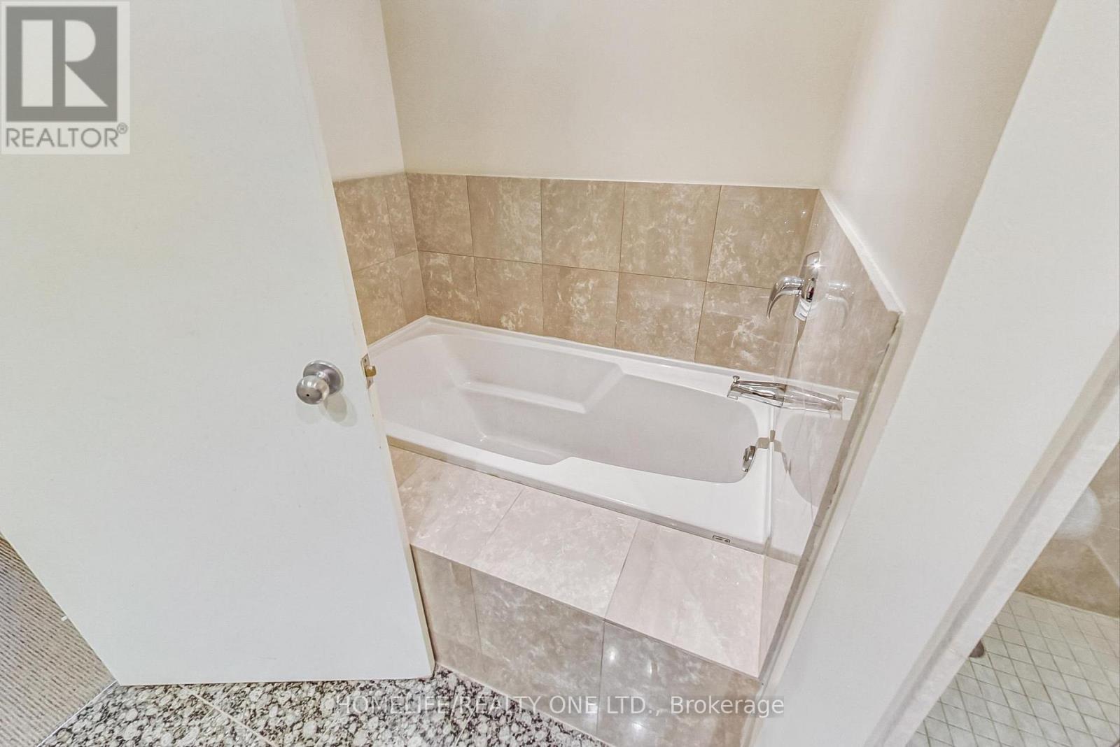 3805 - 8 Park Road E, Toronto (Rosedale-Moore Park), Ontario  M4W 3S5 - Photo 26 - C13795762