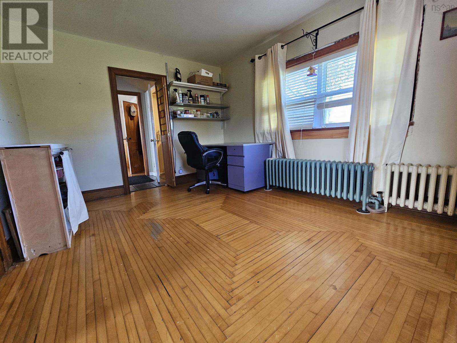 picture 28