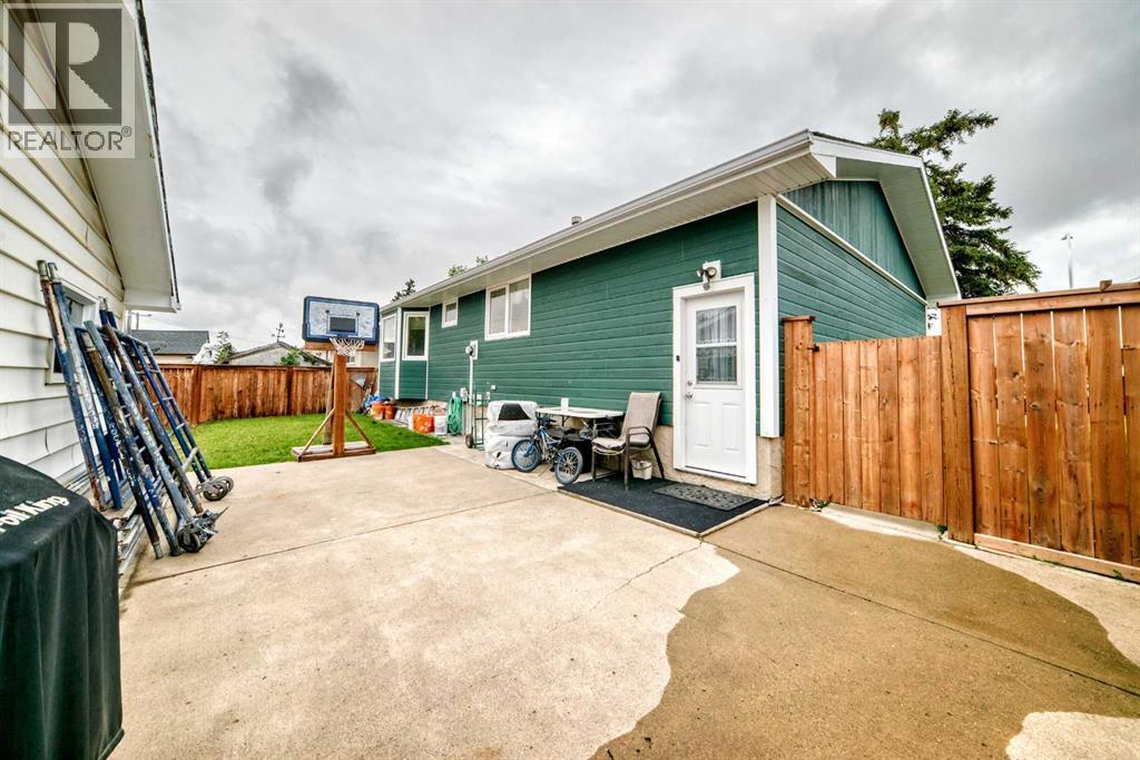 4912 Rundlehorn Drive NE, Calgary, Alberta  T1Y 1B9 - Photo 37 - A2345670
