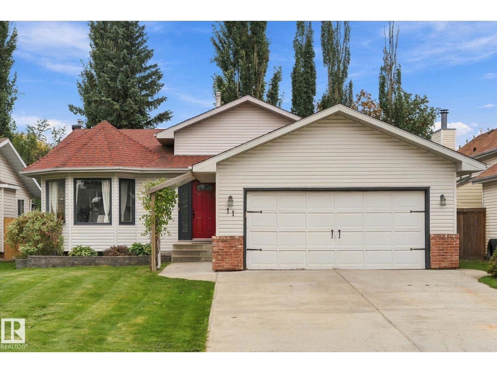 11 WOODSIDE CR, Spruce Grove, Alberta