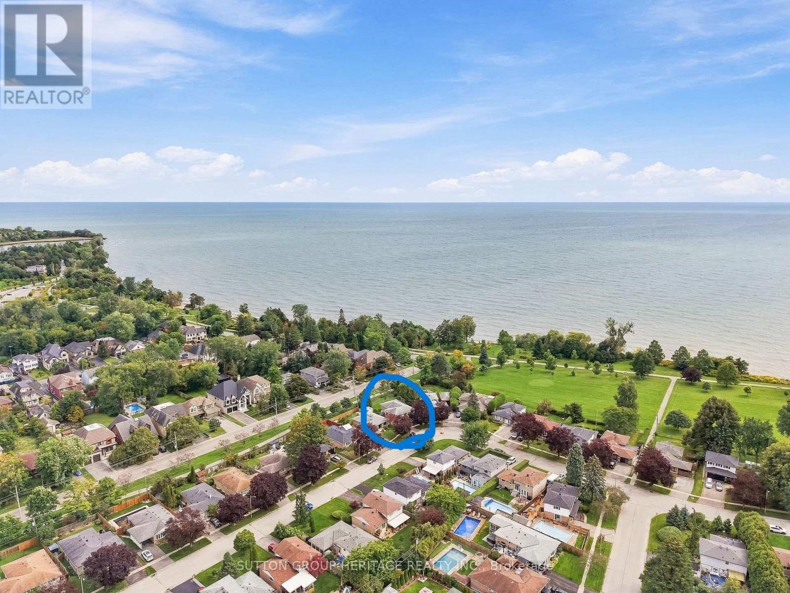 64 Gregory Road, Ajax (South East), Ontario  L1S 3B4 - Photo 2 - E13795630