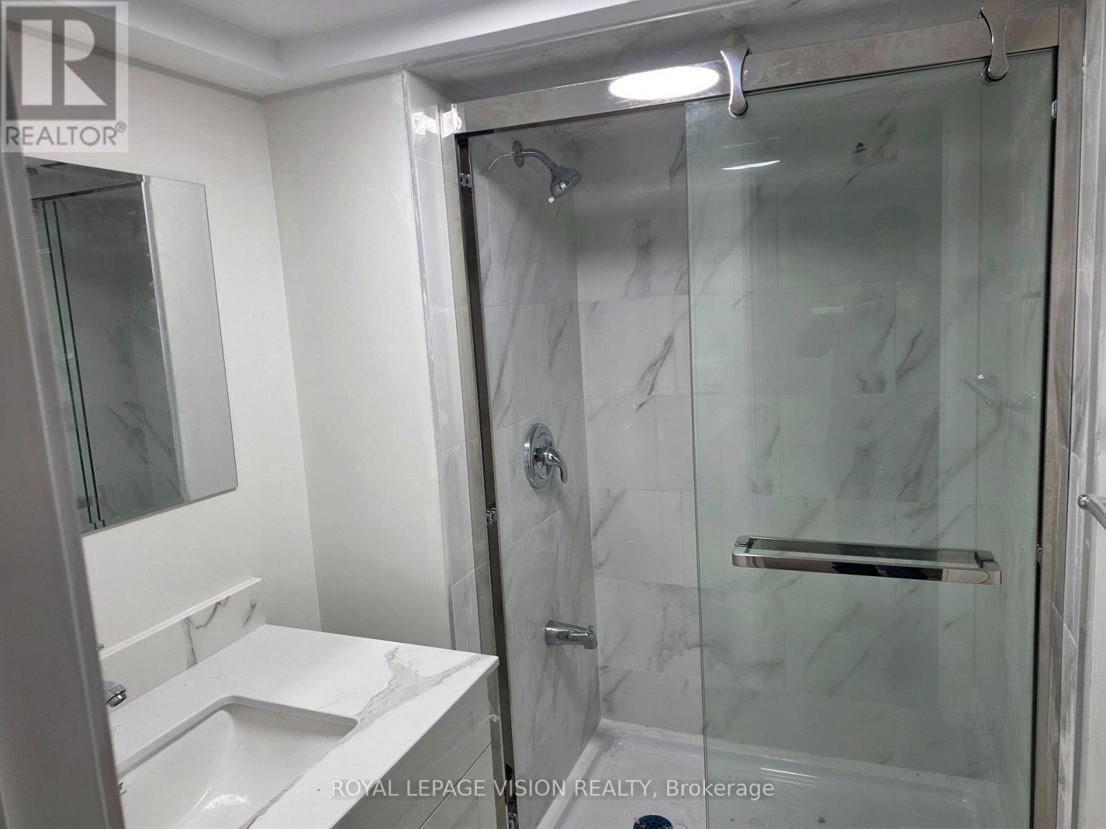 Bsmt 2 - 706 Leaside Street, Pickering (West Shore), Ontario  L1W 2X1 - Photo 15 - E13795672