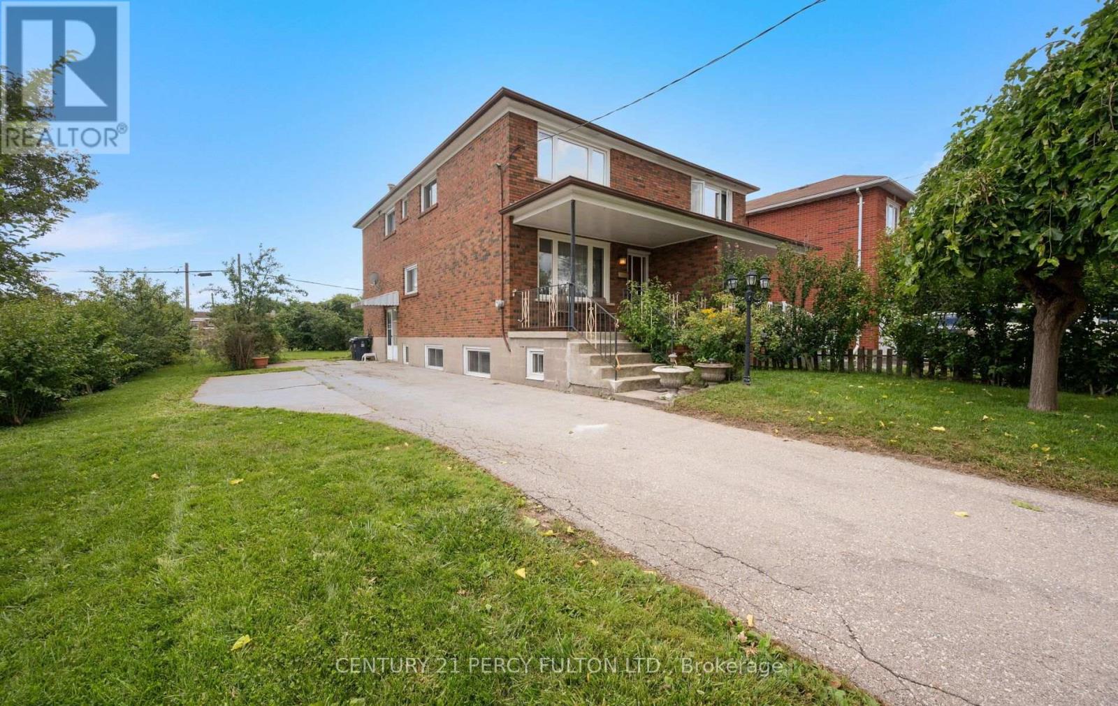 27 Willingdon Avenue, Toronto, Ontario  M1N 2L1 - Photo 1 - E13795774
