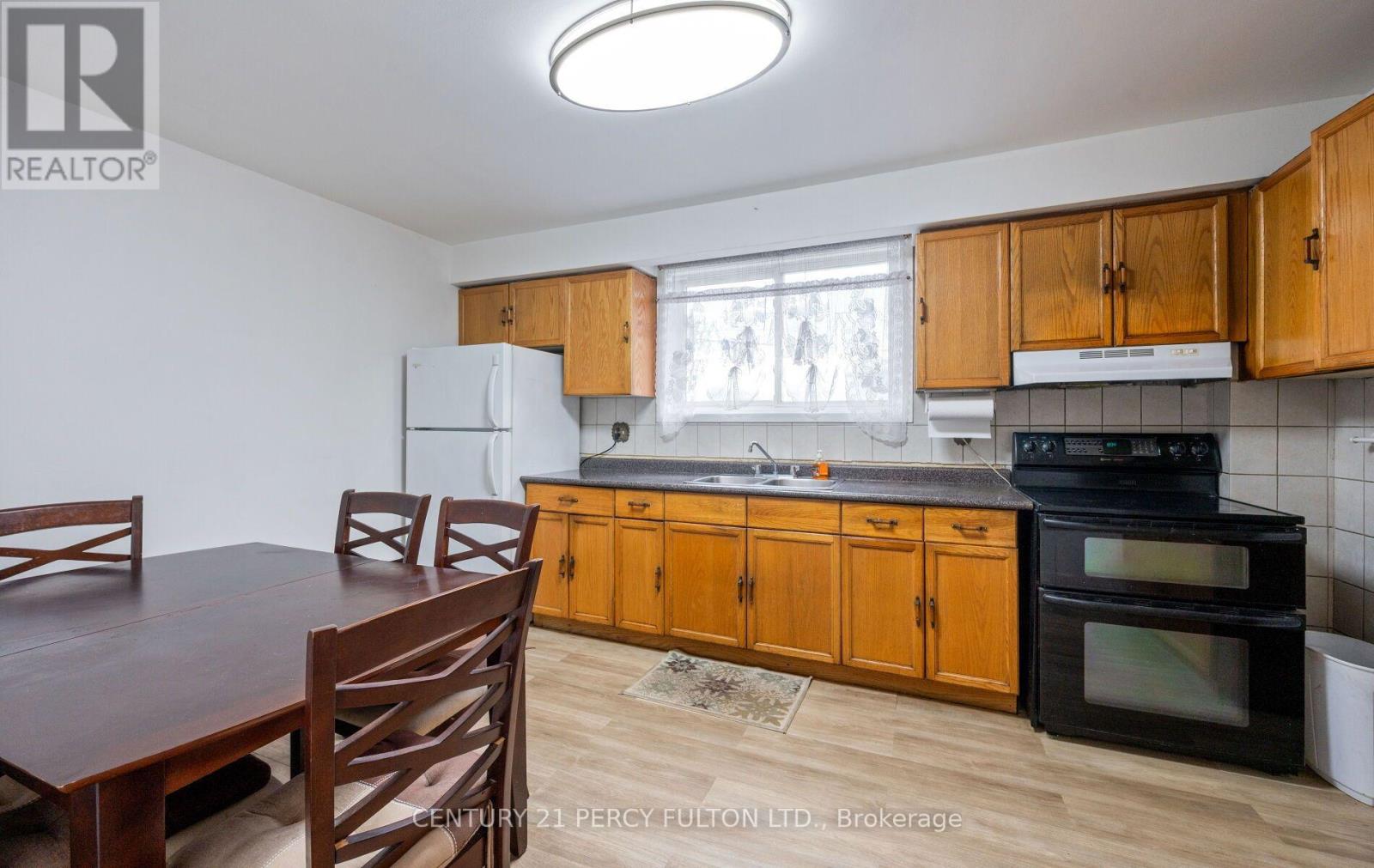 27 Willingdon Avenue, Toronto, Ontario  M1N 2L1 - Photo 9 - E13795774