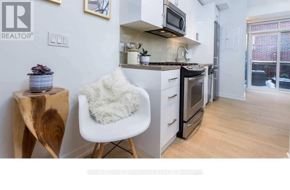 23 - 150 Broadview Avenue S, Toronto, Ontario M4M 0A9 - Photo 10 - E13795898