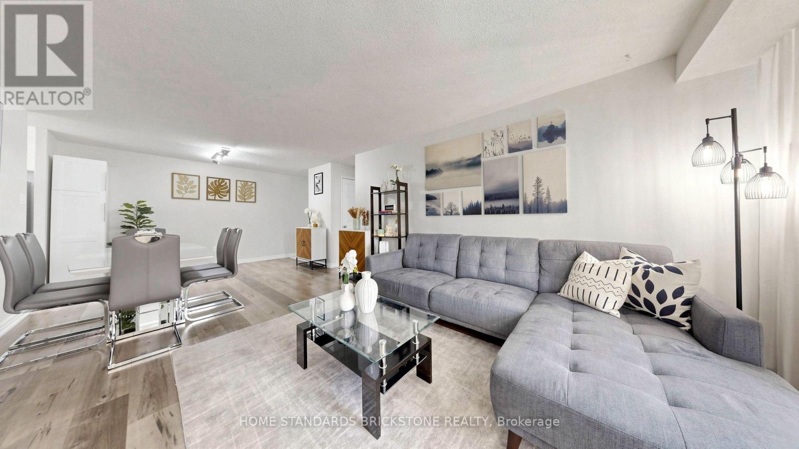 211 - 99 BLACKWELL AVENUE, Toronto, Ontario