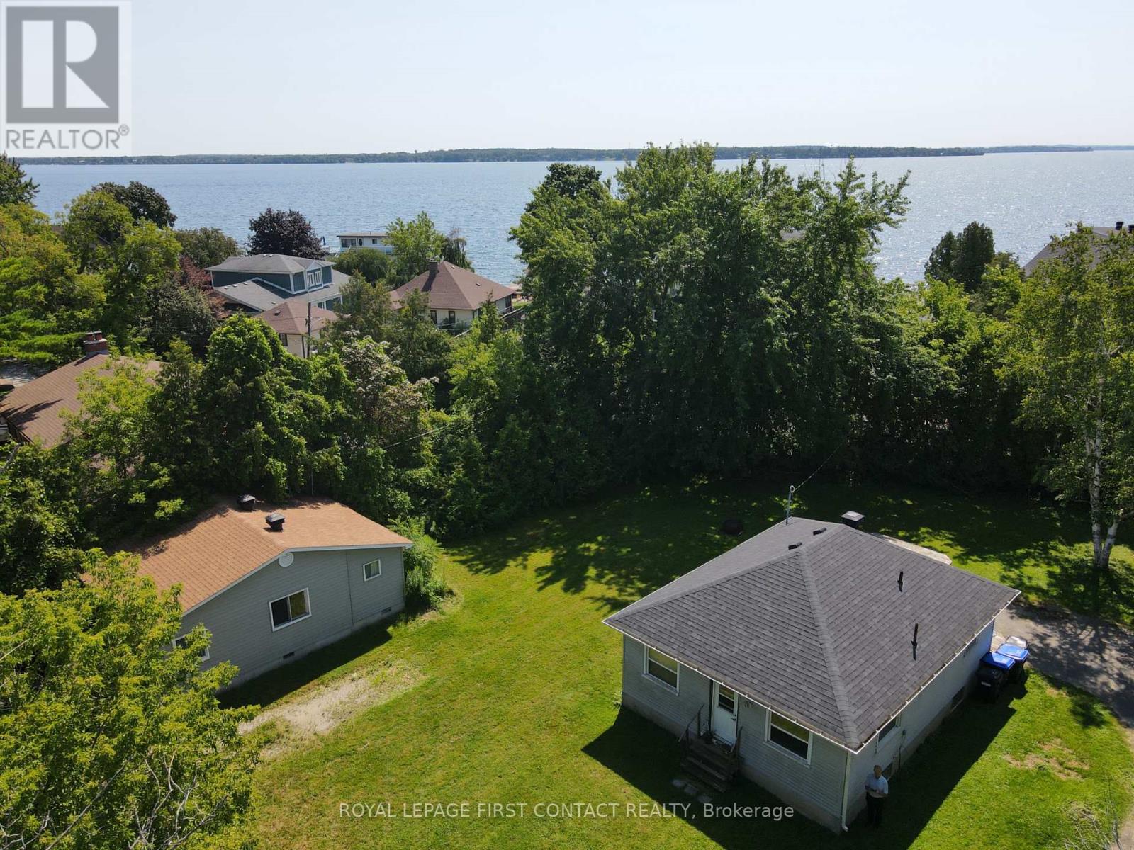 691 6th Line, Innisfil, Ontario  L9S 4P9 - Photo 3 - N13795530