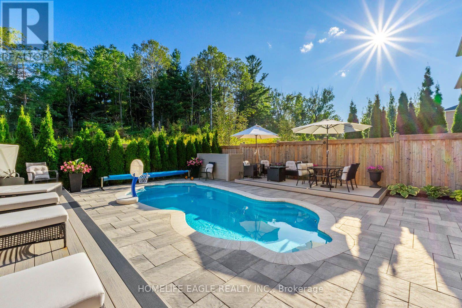 164 SUNSET VISTA COURT, Aurora, Ontario