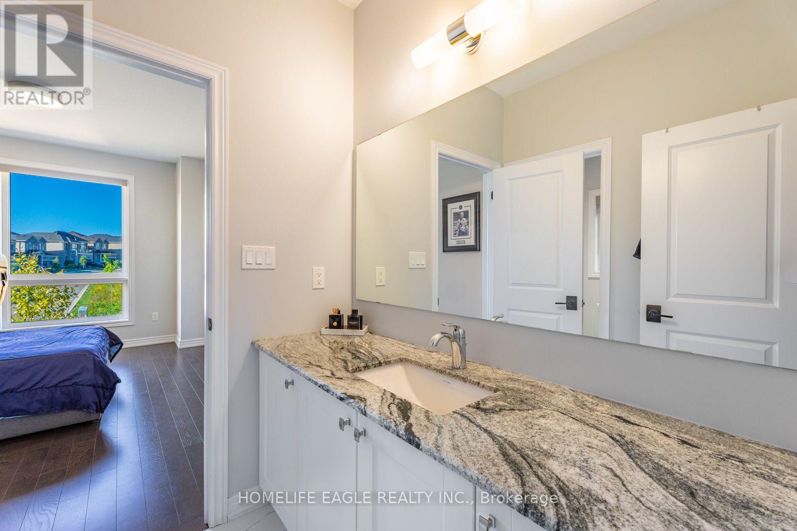 164 Sunset Vista Court, Aurora, Ontario  L4G 3Y1 - Photo 18 - N13795650